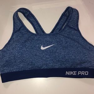 Sports bra